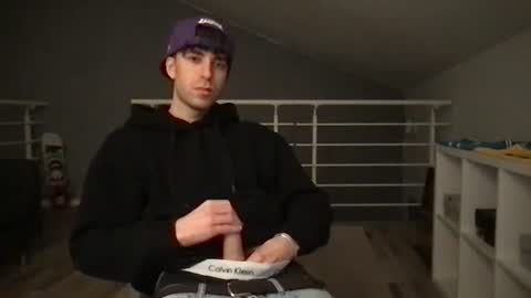 icyninesix online show from January 29, 2025, 2:09 am