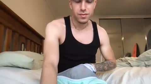 icyninesix online show from February 22, 2025, 6:17 am