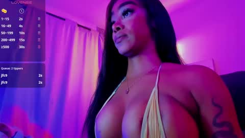 Snapshot of idarasmith_ chatting on October 14, 2025, 6:03 am Idara Smith online show from October 14, 2025, 6:03 am