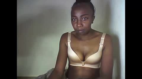 Snapshot of ideal_01 chatting on May 15, 2026, 9:11 pm ideal_01 online show from May 15, 2026, 9:11 pm