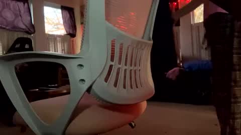 idkwhattocallthisone online show from December 30, 2024, 2:30 pm