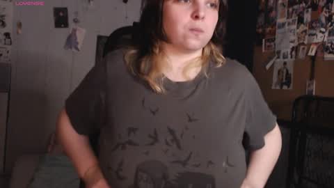 Snapshot of idontknowwhyjojo chatting on June 26, 2026, 7:24 am Saya online show from June 26, 2026, 7:24 am