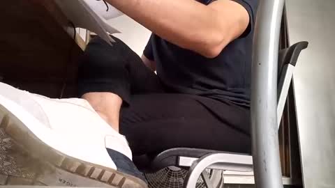 Snapshot of idris_izan chatting on October 29, 2025, 1:46 pm idris izan online show from October 29, 2025, 1:46 pm