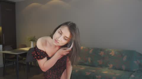 Snapshot of ifyouleave chatting on February 2, 2025, 12:02 pm Belle online show from February 2, 2025, 12:02 pm