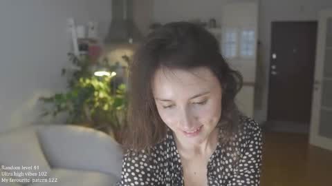 Snapshot of ifyouleave chatting on September 15, 2025, 11:10 am Belle online show from September 15, 2025, 11:10 am