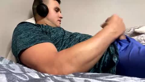 Jerkingoff online show from September 19, 2025, 3:41 am