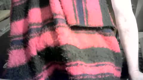 ignoredlittlestloser online show from December 24, 2024, 5:16 am