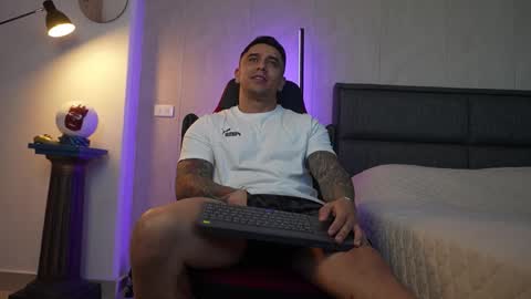 Igor scott online show from September 16, 2025, 2:01 am