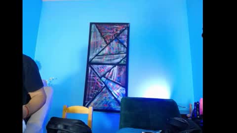  Livana  online show from October 6, 2025, 7:33 pm