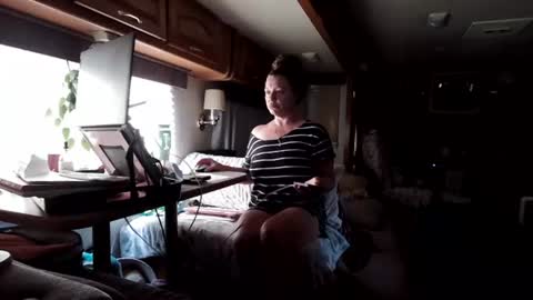 Snapshot of ilanamumma chatting on August 2, 2026, 2:59 pm ilanamumma online show from August 2, 2026, 2:59 pm