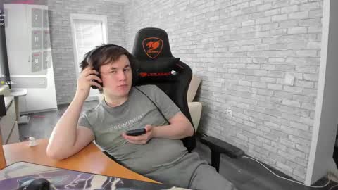 iliaskris online show from February 26, 2025, 8:37 am