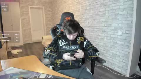 iliaskris online show from March 8, 2025, 11:28 pm