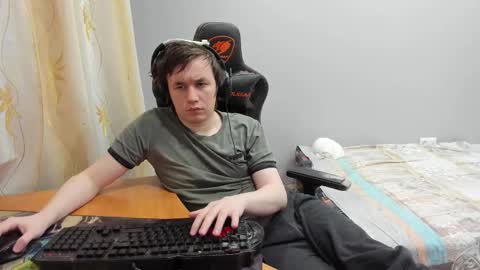 iliaskris online show from March 8, 2026, 2:04 am