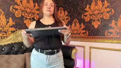 LILY online show from July 28, 2026, 11:39 am
