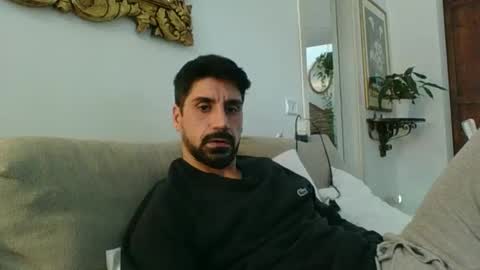 ilmangj90 online show from January 27, 2025, 11:11 am