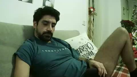 ilmangj90 online show from December 14, 2025, 4:23 pm