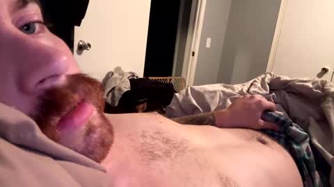 Snapshot of ilovemilfs2424 chatting on December 8, 2024, 12:08 pm Matthew online show from December 8, 2024, 12:08 pm