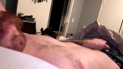 Snapshot of ilovemilfs2424 chatting on January 26, 2025, 2:14 am Matthew online show from January 26, 2025, 2:14 am