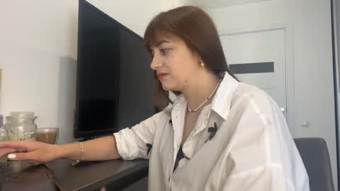 Snapshot of im_alisa_ chatting on September 19, 2025, 7:10 am Alisa online show from September 19, 2025, 7:10 am