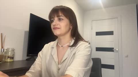 Snapshot of im_alisa_ chatting on September 24, 2025, 7:01 am Alisa online show from September 24, 2025, 7:01 am