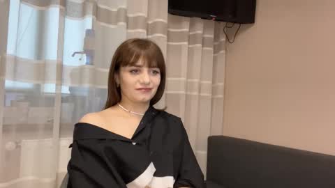 Snapshot of im_alisa_ chatting on October 10, 2025, 7:40 am Alisa online show from October 10, 2025, 7:40 am