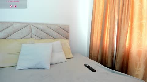 Snapshot of im_amber_ chatting on December 27, 2024, 1:18 pm amber online show from December 27, 2024, 1:18 pm