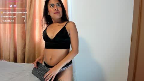 Snapshot of im_amber_ chatting on January 17, 2025, 4:15 pm amber online show from January 17, 2025, 4:15 pm