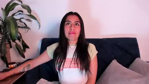 Snapshot of im_amber_ chatting on October 27, 2025, 1:26 pm amber online show from October 27, 2025, 1:26 pm