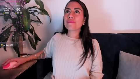 Snapshot of im_amber_ chatting on November 11, 2025, 2:17 pm amber online show from November 11, 2025, 2:17 pm