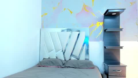 im_brittany_333 online show from February 12, 2026, 4:18 am