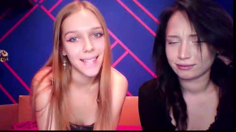 Blonde and Brunette or Ashley and Ellis online show from November 20, 2025, 8:30 pm