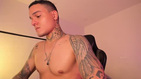 im_dominike online show from December 2, 2024, 4:09 am