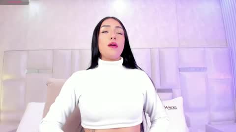 Snapshot of im_isabella1 chatting on May 18, 2026, 8:58 pm im_isabella1 online show from May 18, 2026, 8:58 pm