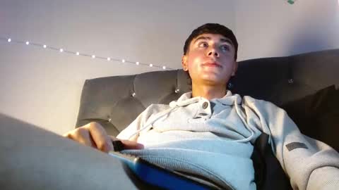 Snapshot of im_juanda chatting on February 5, 2025, 1:04 am im_juanda online show from February 5, 2025, 1:04 am