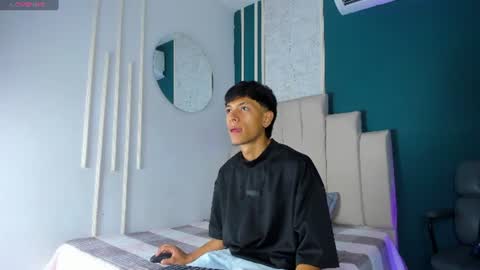 Snapshot of im_kael chatting on July 30, 2026, 12:26 pm Kael online show from July 30, 2026, 12:26 pm