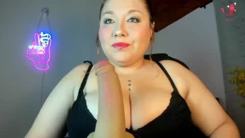 Snapshot of im_karoline chatting on July 20, 2026, 5:44 am Karoline online show from July 20, 2026, 5:44 am