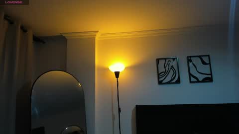 im_maitee online show from July 24, 2026, 1:14 am