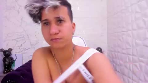 im_milan_rs online show from February 17, 2025, 3:47 am