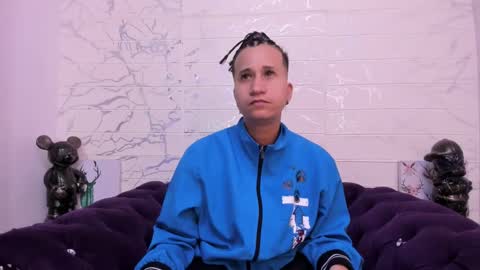 im_milan_rs online show from February 22, 2025, 6:39 am