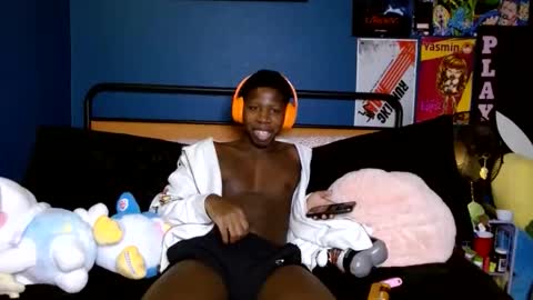 im_mist_yu online show from December 19, 2025, 7:48 am