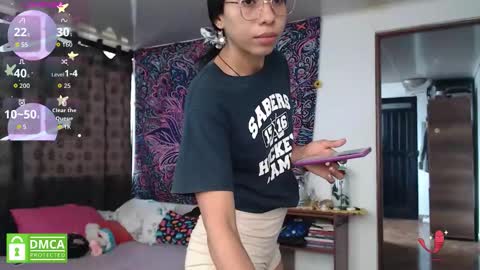 Cutie pie online show from March 12, 2026, 1:50 pm