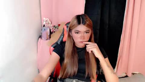 im_yourfairyannaxx online show from February 26, 2026, 7:46 pm