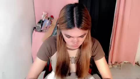 im_yourfairyannaxx online show from March 21, 2026, 3:44 am