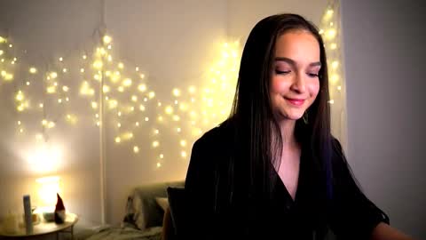 Snapshot of im_yourr_secret chatting on December 28, 2024, 7:43 pm Pattie online show from December 28, 2024, 7:43 pm