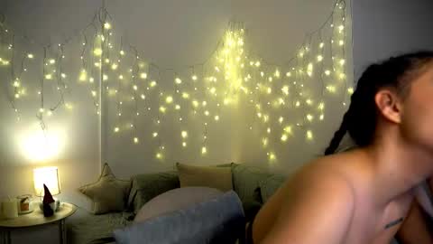 Snapshot of im_yourr_secret chatting on January 31, 2025, 1:22 am Pattie online show from January 31, 2025, 1:22 am