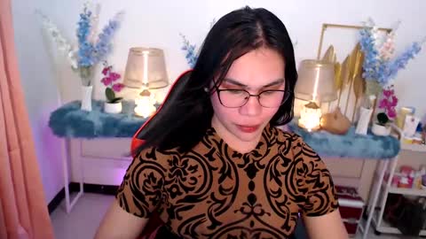 Ashley online show from February 12, 2025, 7:55 am