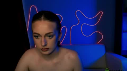 imhaileyy online show from May 26, 2026, 3:08 pm