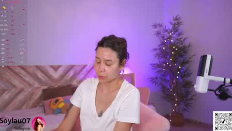 imjess_ online show from April 17, 2026, 6:11 pm