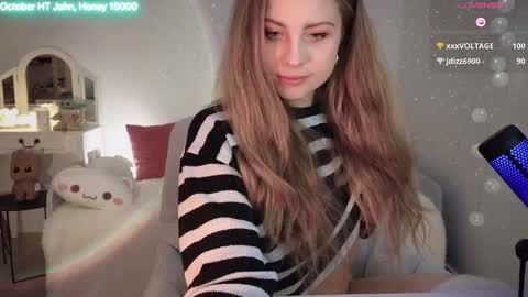 ImKeira online show from October 10, 2025, 7:24 pm