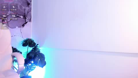 Snapshot of imleana chatting on February 20, 2025, 12:19 am Leana online show from February 20, 2025, 12:19 am